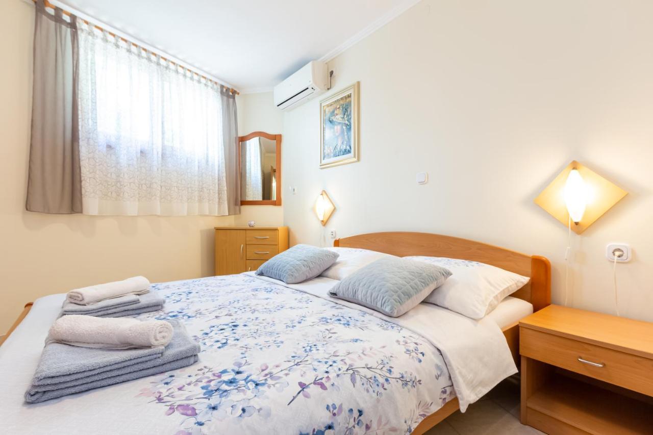 Apartment Sepat With Free Parking Place In Baska Dış mekan fotoğraf